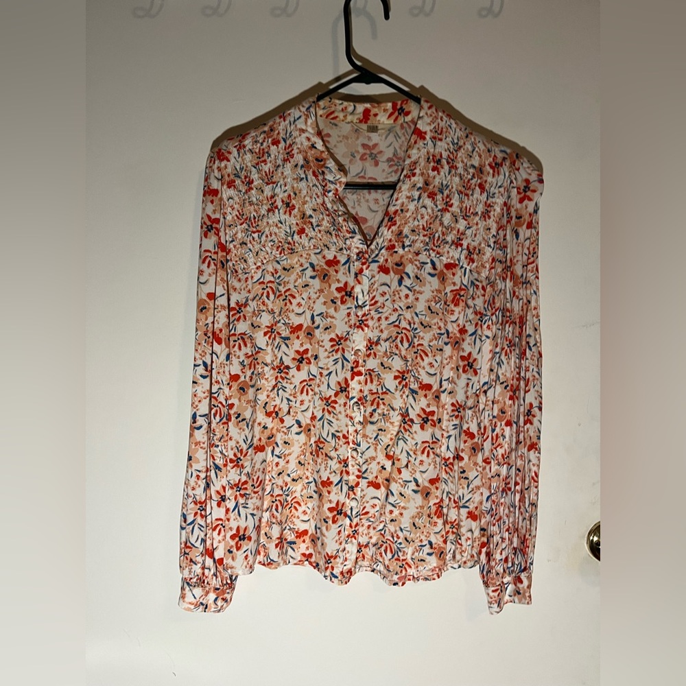 Women’s floral long sleeve dress shirt